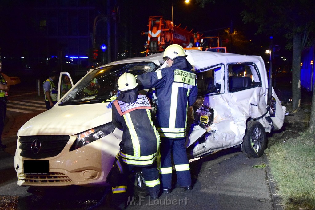 VU PKW Strab Koeln Niehl Amsterdamerstr Friedrich Karlstr P238.JPG - Miklos Laubert